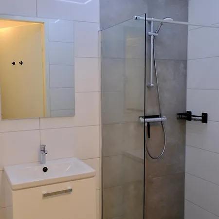 La Dominotte Short 9b Appartement *